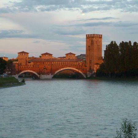 Apartament Casa Archi - Vista Sul Fiume Werona Zewnętrze zdjęcie